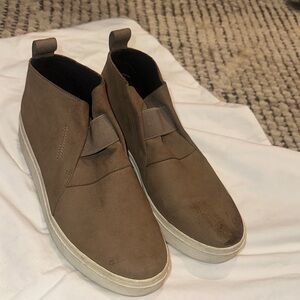 Eileen Fisher Women’s shoes